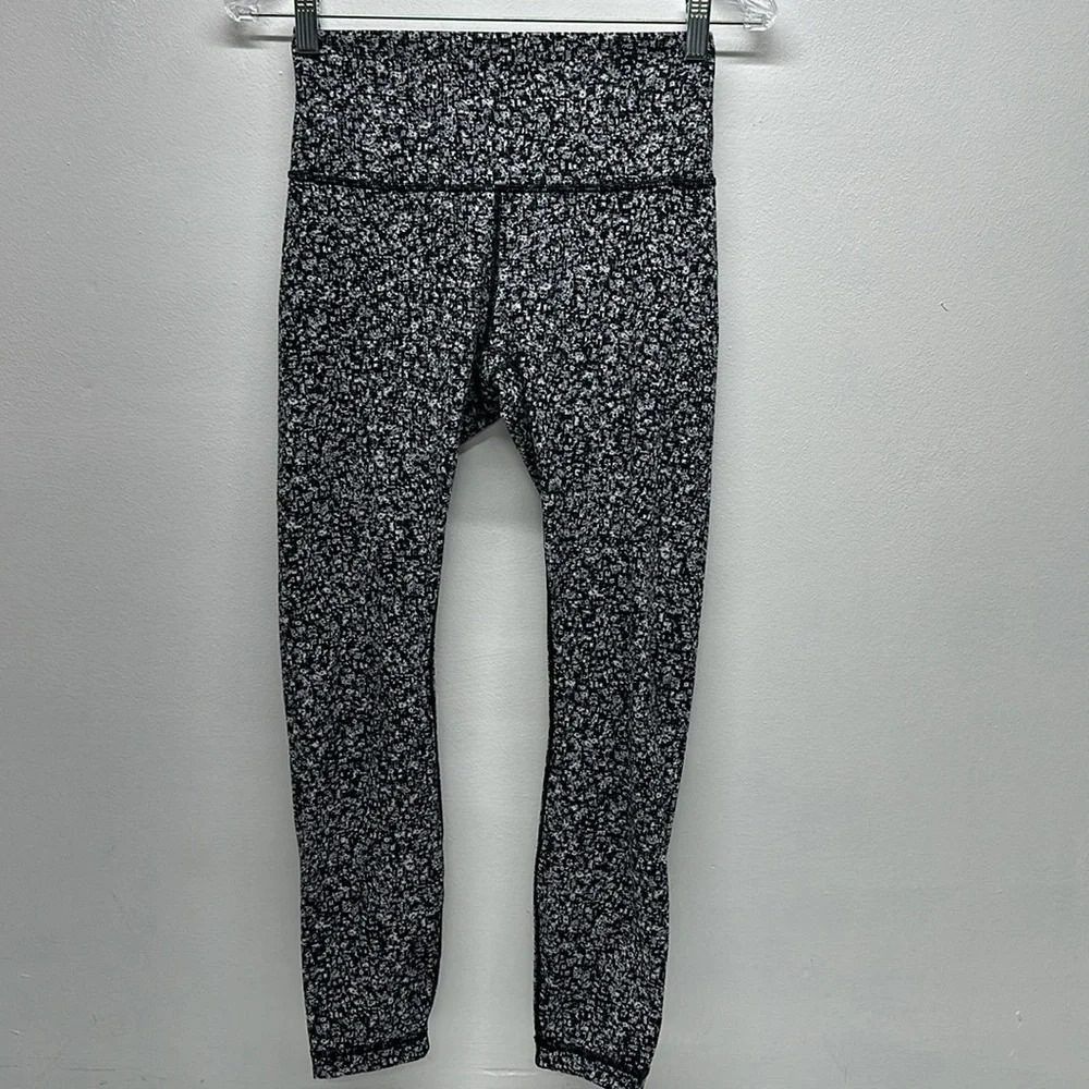 Lululemon Wunder Under Hi Rise 7/8 Tight Full-On Luxtreme Daisy Dust Alpine 6